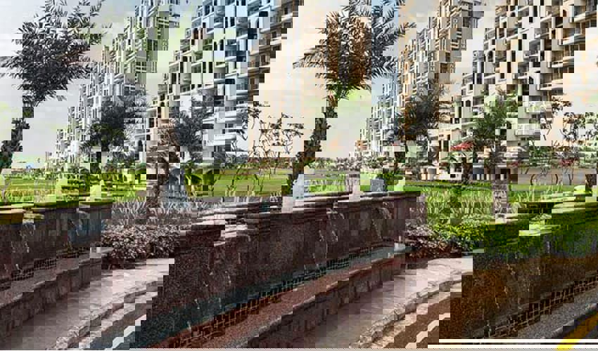 3 BHK + Servant Room 1930 Sq.Ft. Apartment in DLF New Town Heights III