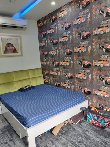 Bedroom in 2.5 BHK Builder Floor at Kalkaji – for Rent