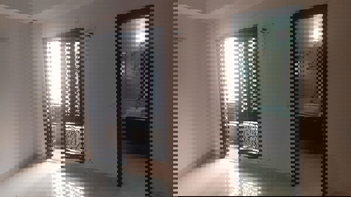 2 BHK Apartment For Sale in Lajpat Nagar II