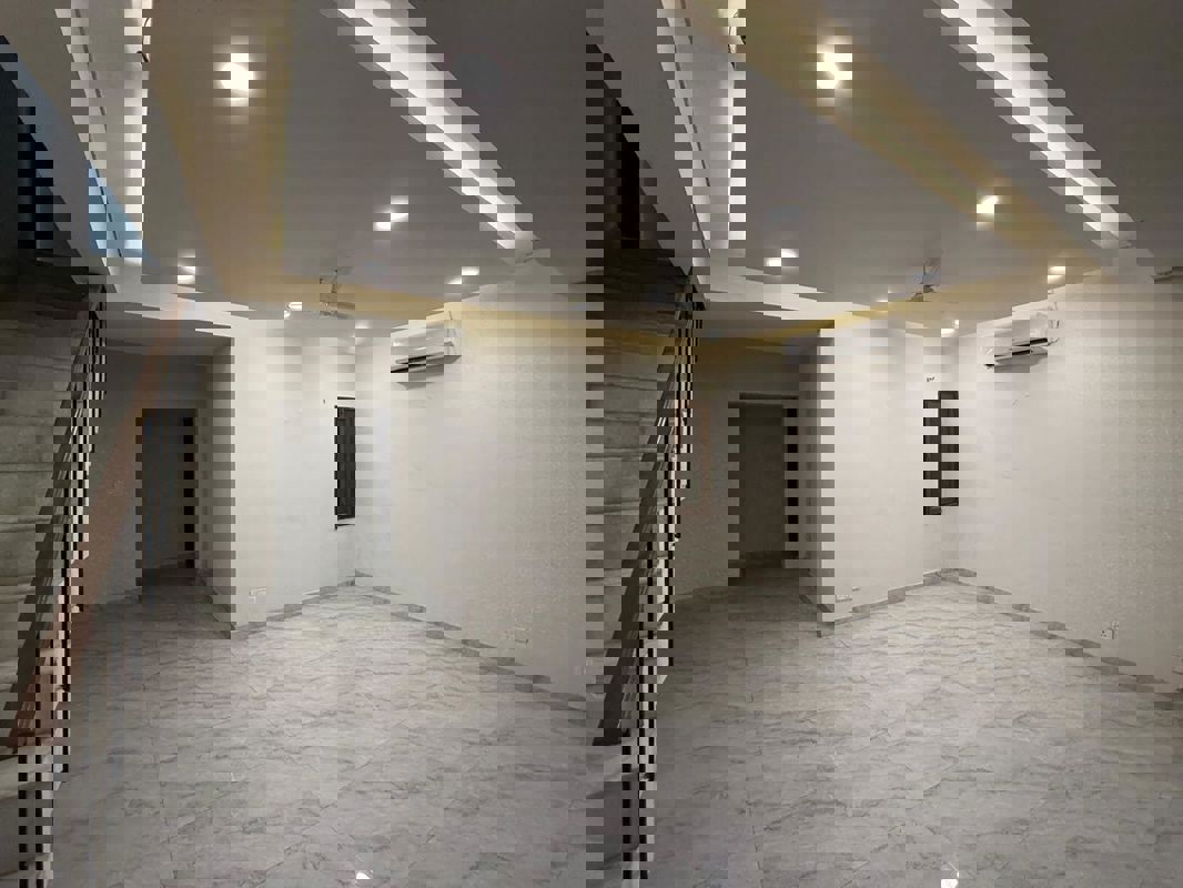 4 BHK 1800 Sq.Ft. Independent House in DLF City Phase IV