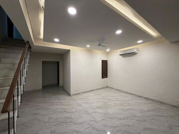 4 BHK Independent House For Rent in DLF City Phase IV, Dlf Phase iv