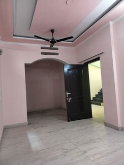 2 BHK Builder Floor For Rent in Sector 48