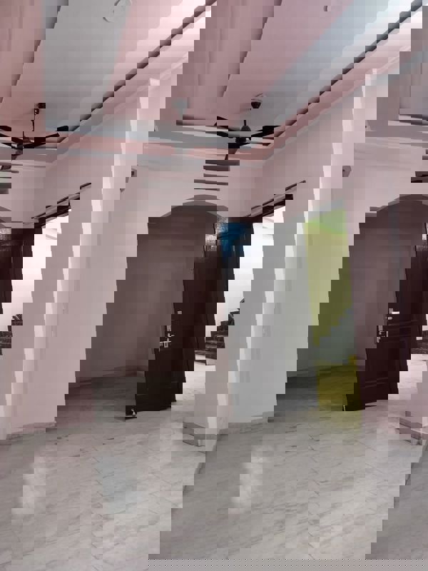 2 BHK Builder Floor For Rent in Sector 48