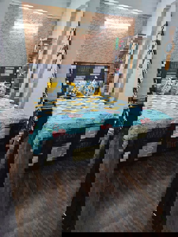 2 BHK Apartment For Rent in Prateek Wisteria