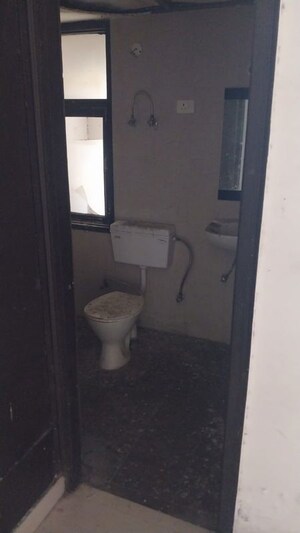 Bathroom in 2.5 BHK Apartment at Techman Moti Residency, Raj Nagar Extension – for Sale