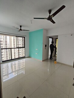 1.5 BHK Apartment For Rent in Lodha Downtown