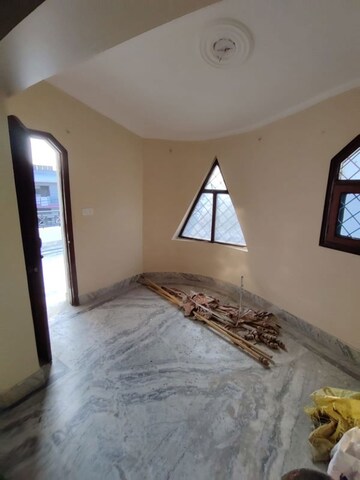 Bedroom in 4 BHK Independent House at Gms Road – for Rent