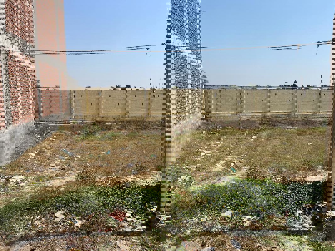 Plot For Sale in Sector 31