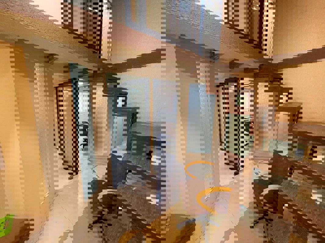 Office Space For Rent in Crescent Royale