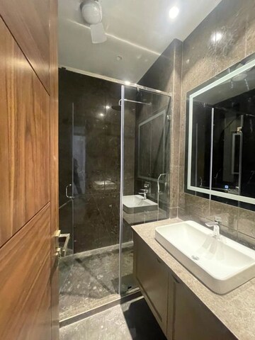 Kitchen in 3 BHK Builder Floor at Panchsheel Enclave – for Rent