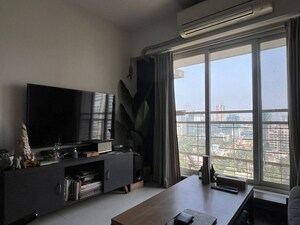 Living Room in 2 BHK Apartment at Dn Nagar – for Rent