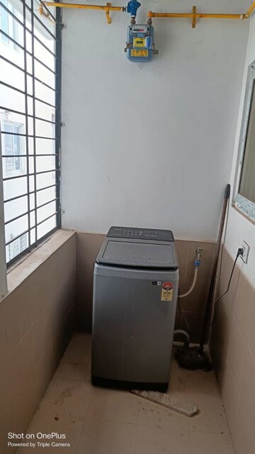 Utility Room in 4 BHK Apartment at Kondapur – for Rent