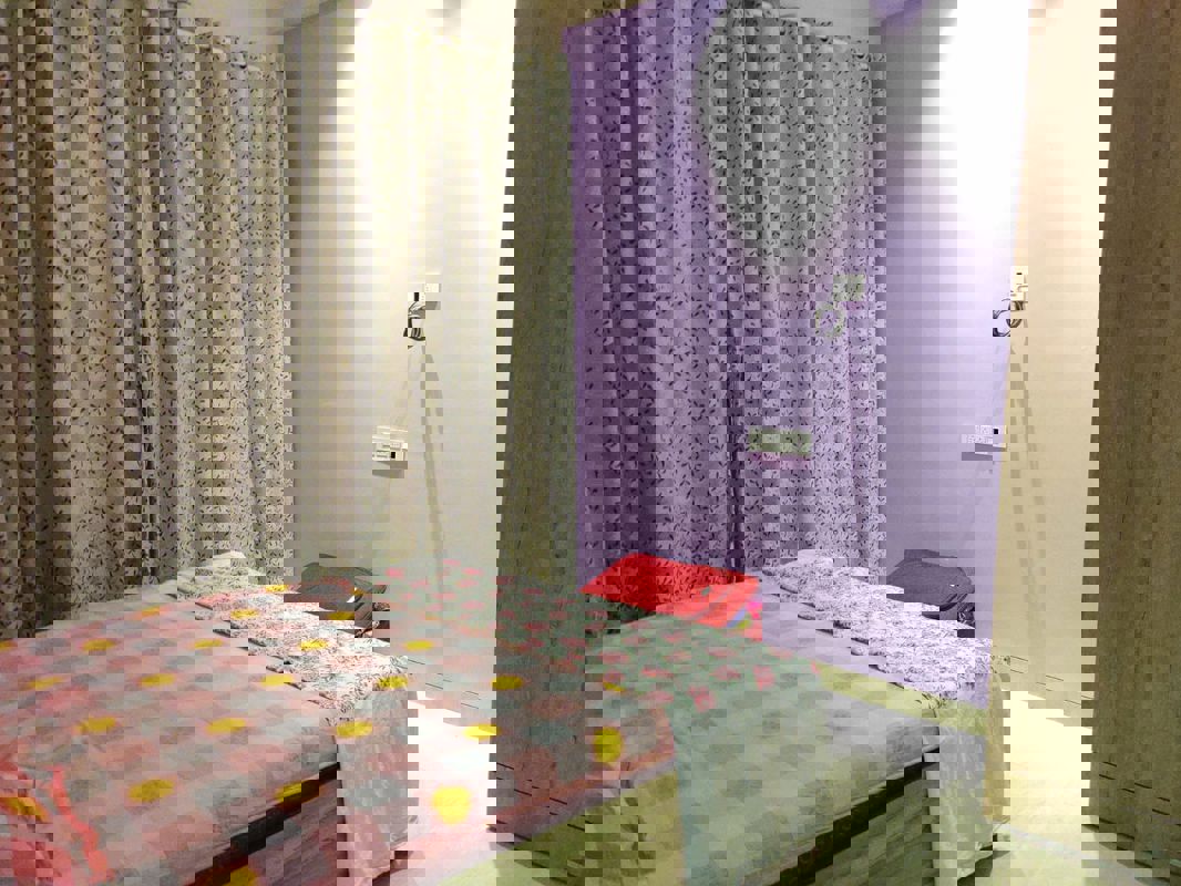 6 BHK + Servant Room Apartment For Sale in Churchgate