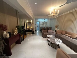 4 BHK Apartment For Rent in Rustomjee Crown, Prabhadevi