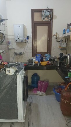 1.5 BHK Builder Floor For Rent in Mayur Vihar