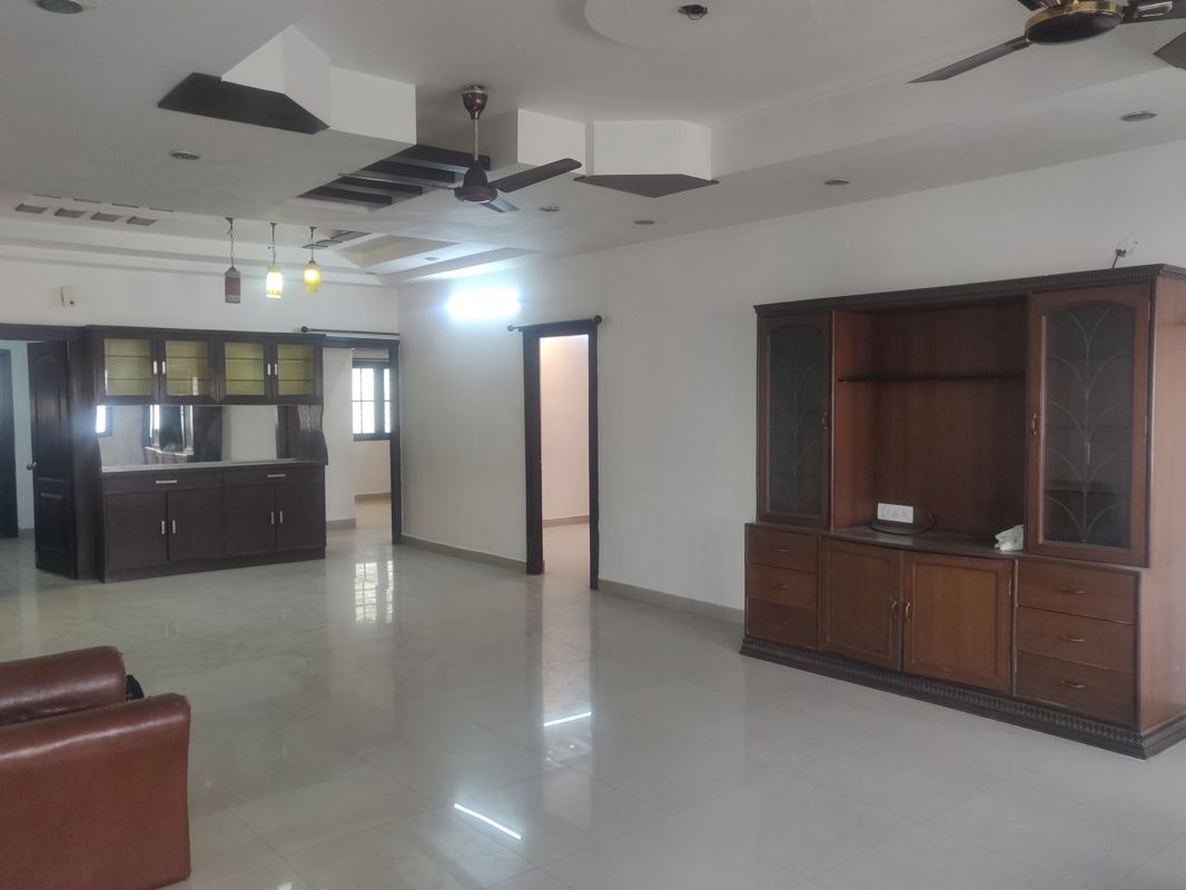 3 BHK + Pooja Room Apartment For Rent in SR Pride Madhapur