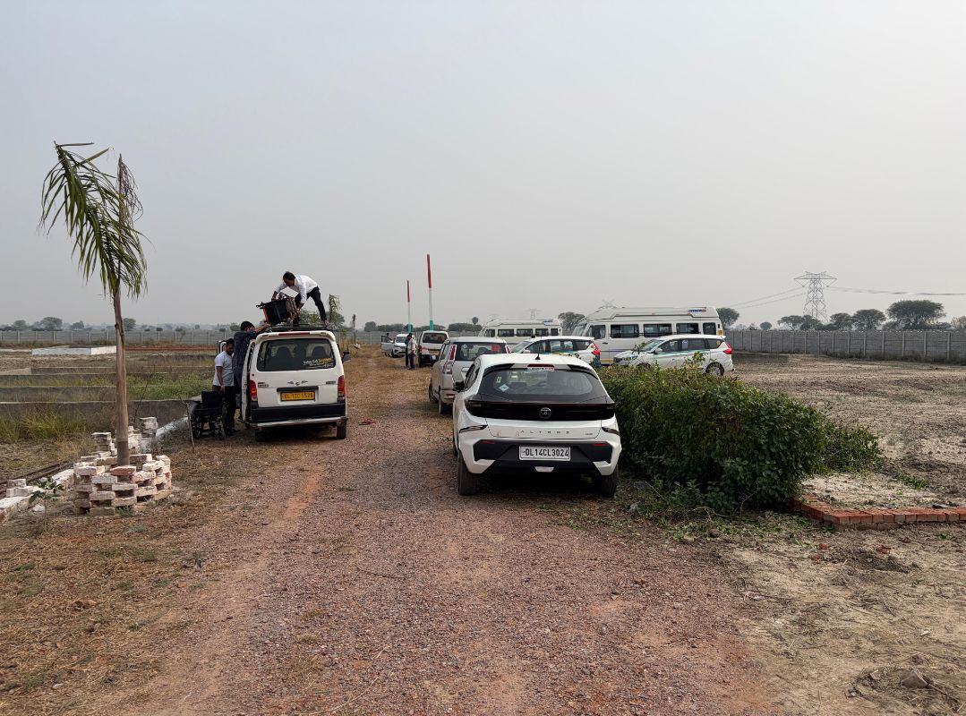 Plot For Sale in Jewar