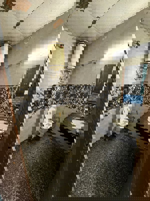 1 BHK Builder Floor For Rent in Sector 40