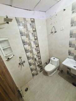 2 BHK Builder Floor For Rent in Divya Angels