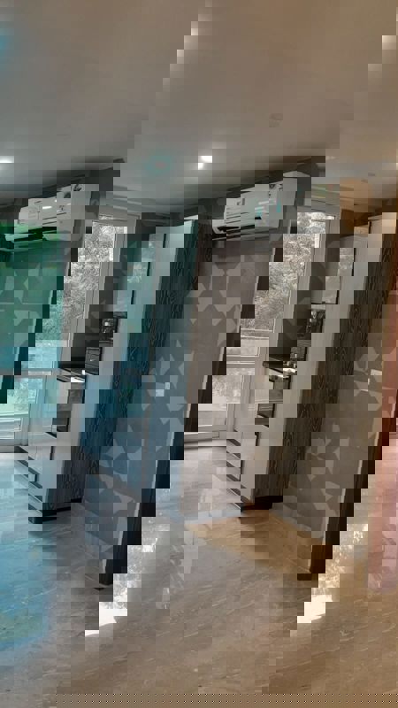 4 BHK + Pooja Room,Servant Room Builder Floor For Rent in Unitech South City II