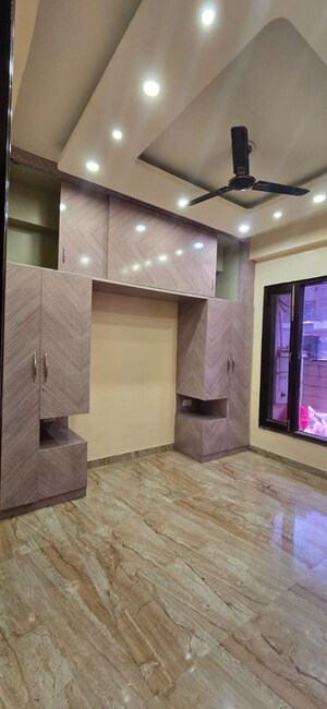 Room in 3 BHK Builder Floor at Divyansh Homes, Indrapuram – for Rent