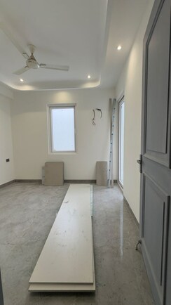 1 BHK + Servant Room Apartment For Rent in Chattarpur
