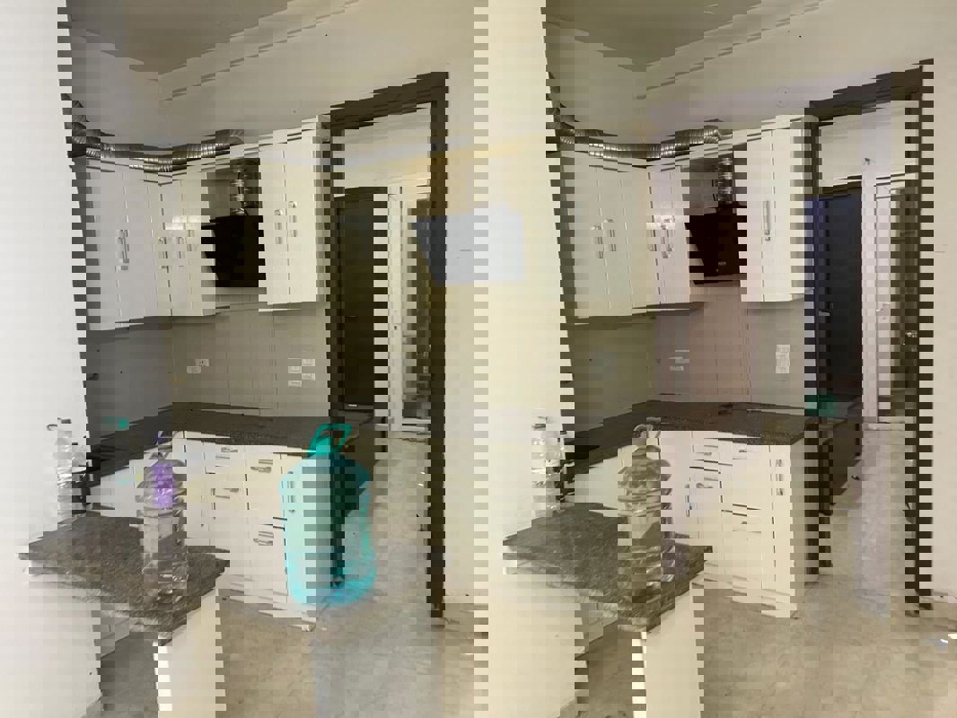 2 BHK 800 Sq.Ft. Builder Floor in Kamras Apartment