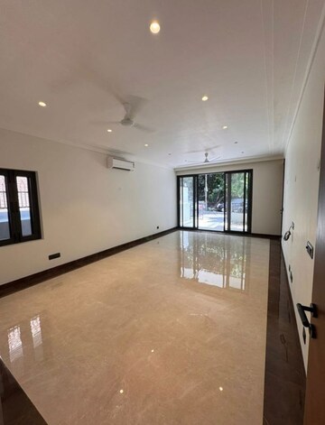 3 BHK Builder Floor For Rent in Green Park