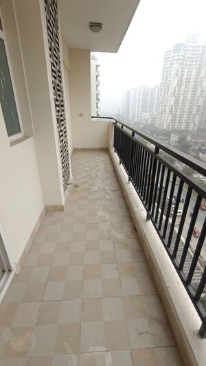 Balcony in 3.5 BHK Apartment at Sethi Max Royal, Sector 76 – for Rent