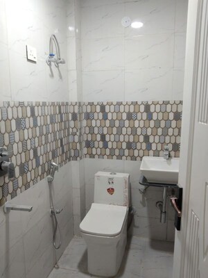 Master Bedroom in 1 BHK Builder Floor at Saket – for Rent