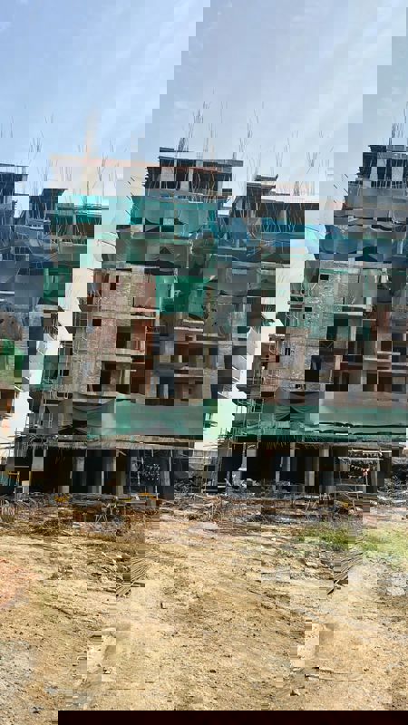 3.5 BHK + Study Room Apartment For Sale in Uninav Residena