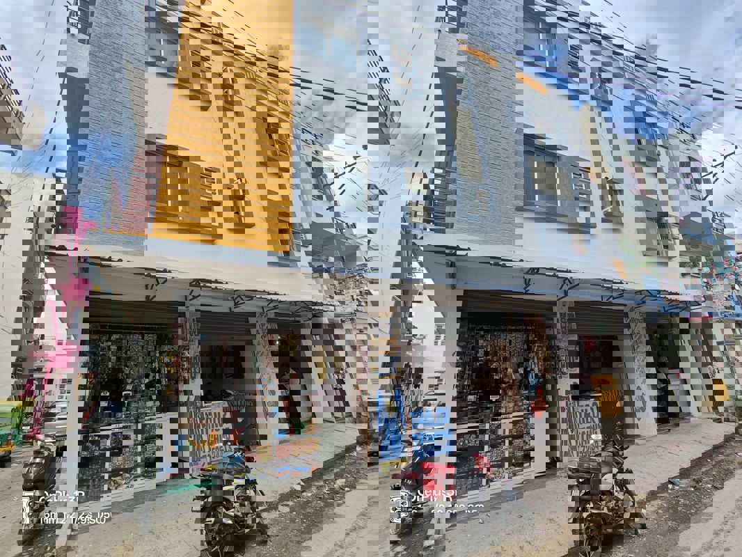 6+ BHK Builder Floor For Sale in Thanisandra