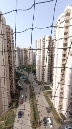 2 BHK + Extra Room Apartment For Rent in Ajnara Grand Heritage