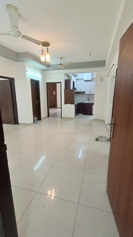 2 BHK + Study Room Apartment For Rent in Ajnara Grand Heritage