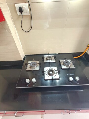 Furnished Amenities in 2 BHK Apartment at K Raheja Heights, Malad East – for Rent