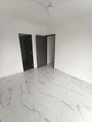 Room in 1 BHK Apartment at Prabhat Residency Santacruz, Santacruz East – for Sale