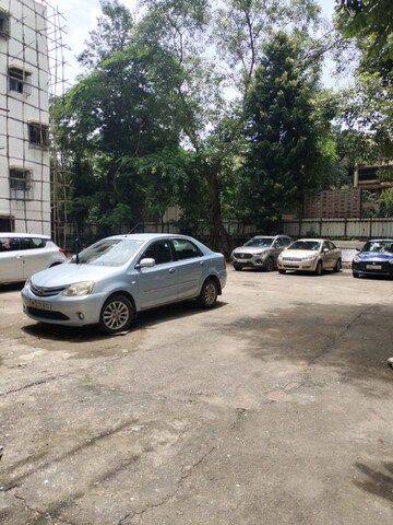 Parking in 1 BHK Apartment at Juhu Tarang, Andheri West – for Rent
