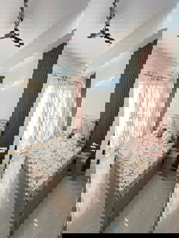 1 BHK 900 Sq.Ft. Apartment in SAS Tower