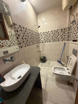 Attached Bathroom in 2 BHK Builder Floor at Sector 15 – for Rent