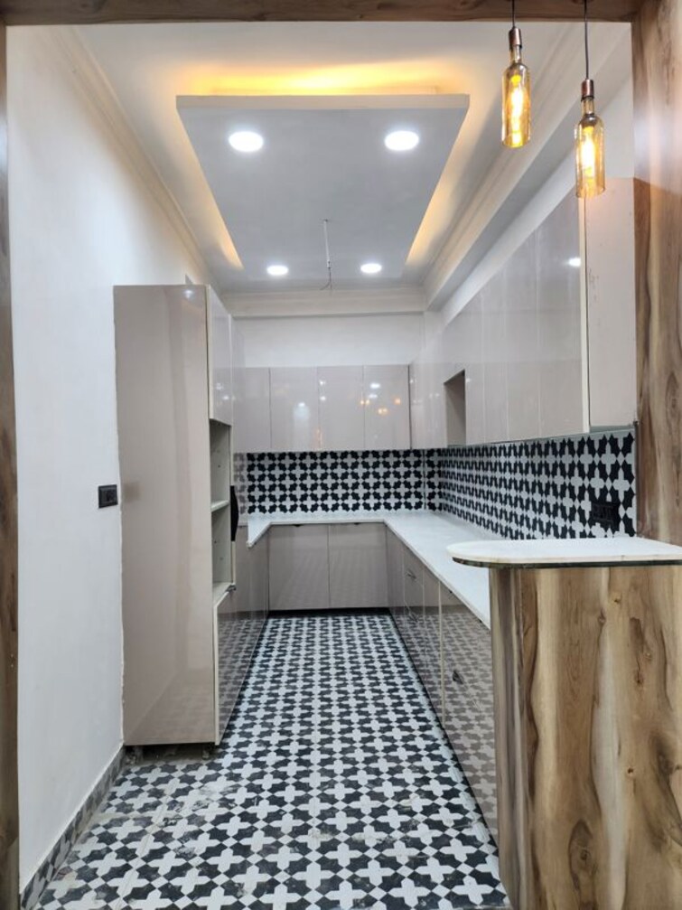 Kitchen, green fields colony 4 Bedroom 2000 Sq.Ft. Builder Floor In Green Fields Colony Faridabad 9893908