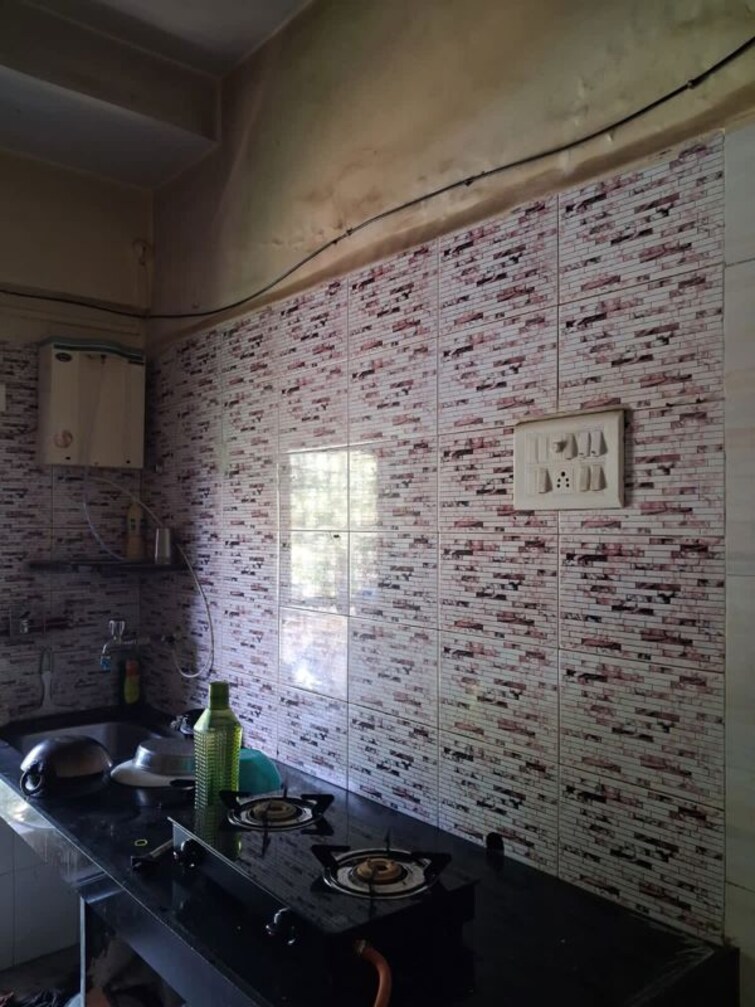 Bathroom, chembur Pg For Girls In Chembur 9893959