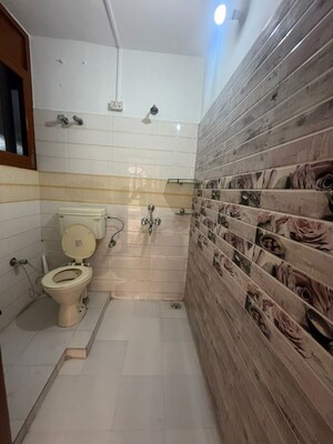 Bathroom in 3 BHK Builder Floor at Sector 15 – for Rent