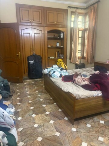 Bedroom in 2 BHK Builder Floor at Sector 15 – for Rent