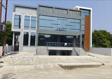  Showroom For Rent in Sahara City Homes Phase I, Hardoi By Pass Road