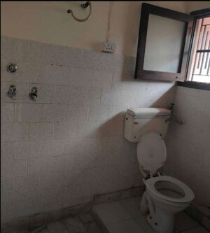 Bathroom in 2 BHK Builder Floor at Sector 38 – for Rent