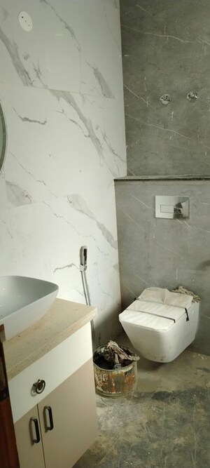 Bathroom in 3 BHK Builder Floor at Sector 31 – for Rent