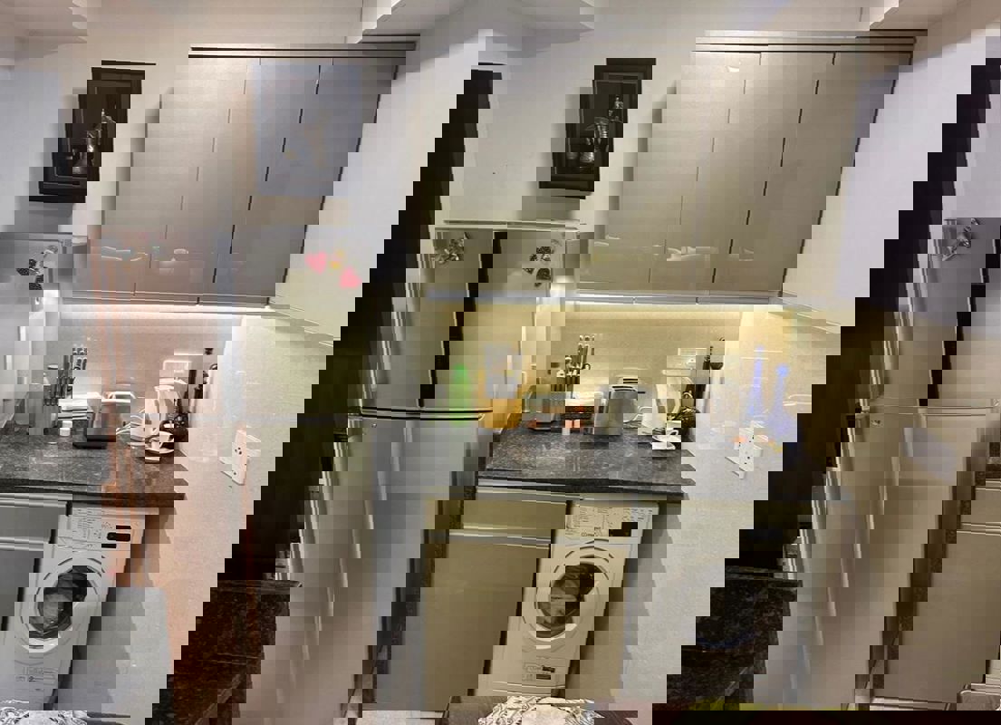 3 BHK + Store Room Apartment For Rent in Oberoi Realty Esquire