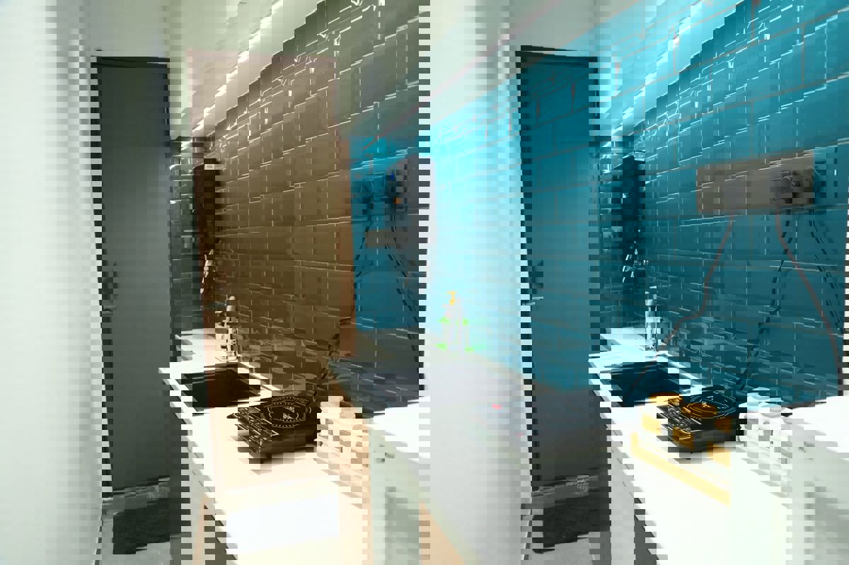 Office Space For Rent in Navrangpura