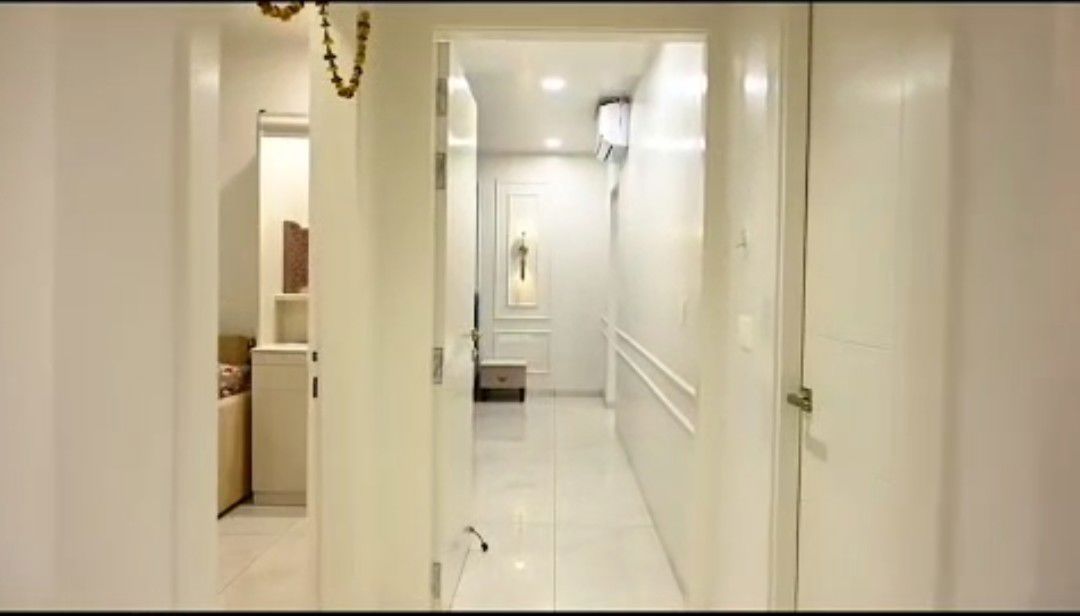 3 BHK + Servant Room Apartment For Sale in Rishita Manhattan
