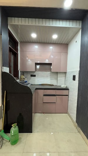 Kitchen in 2 BHK Builder Floor at Lalita Park – for Rent